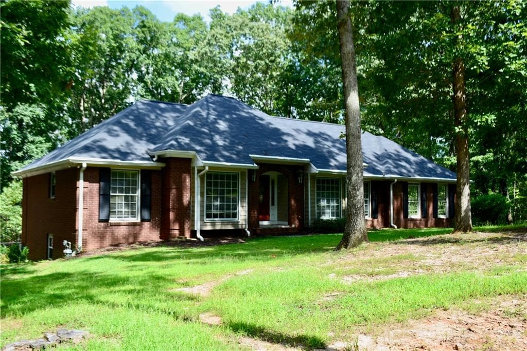 721 Lauren Circle, Lawrenceville, GA 30043 — most recent listing photo