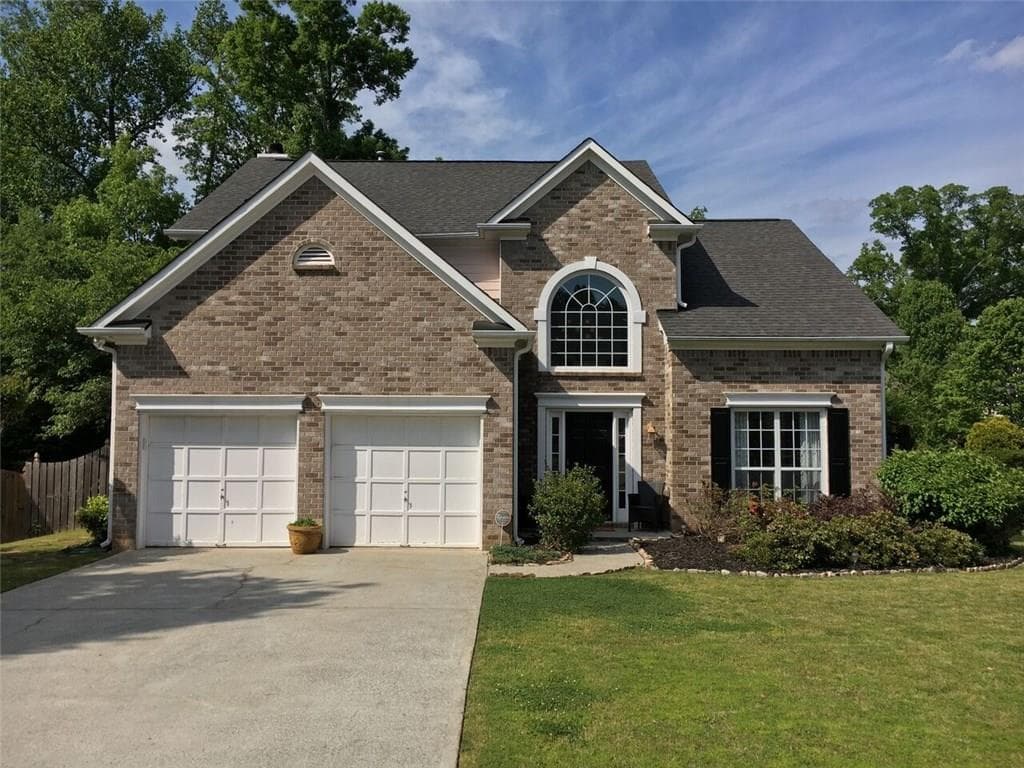 555 Kingsport Drive, Roswell, GA 30076 — most recent listing photo