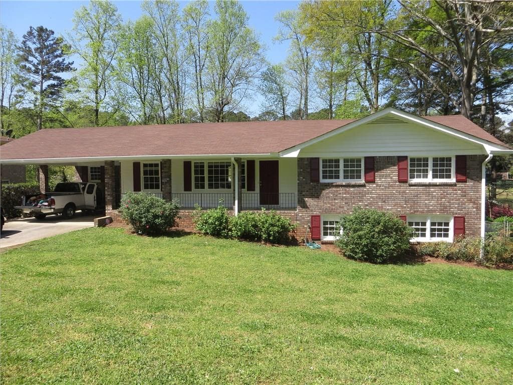 4 bedroom, 2,358 sq ft single family residence sold at 2832 Templar Knight Drive, Tucker, GA 30084