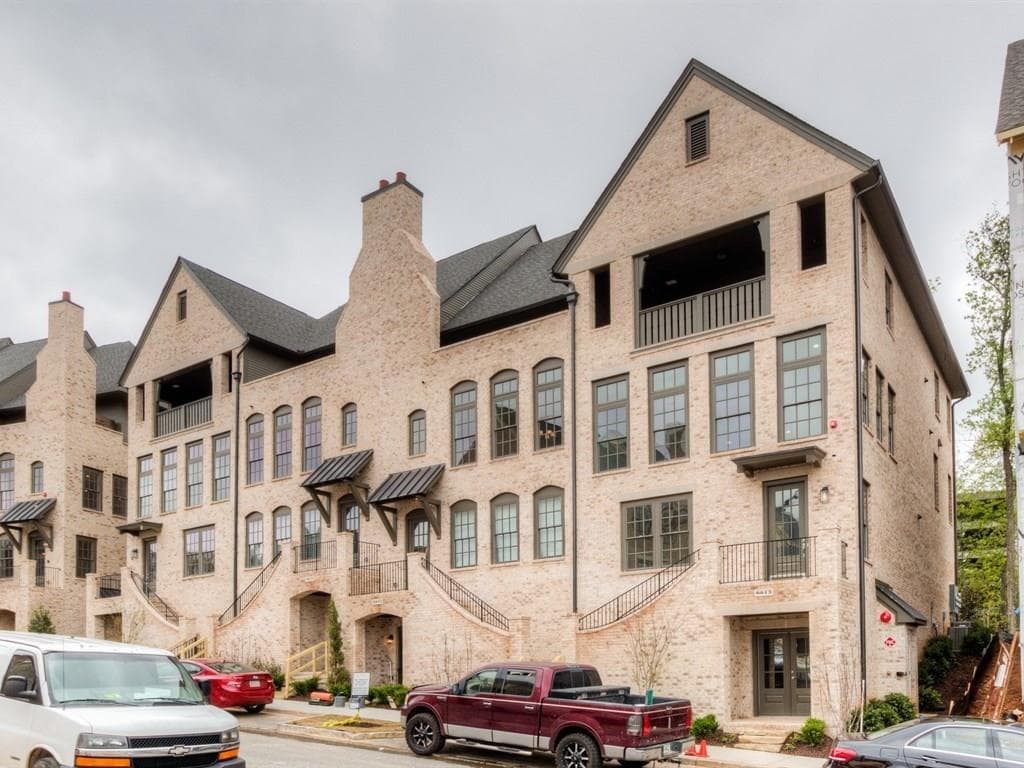 6613 Cadence Boulevard 4, Sandy Springs, GA 30328 — most recent listing photo