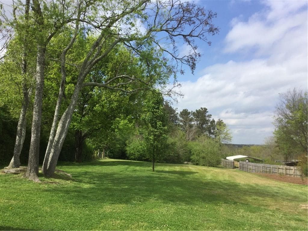 2 bedroom, 870 sq ft single family residence sold at 3266 W County Line Road, Douglasville, GA 30135