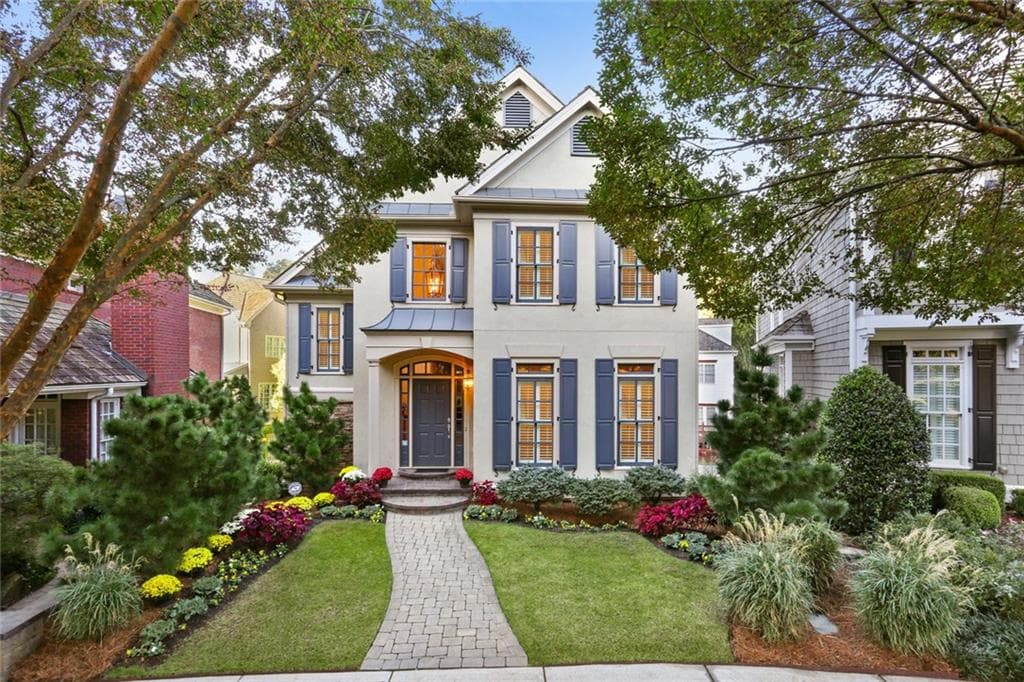 4 bedroom, 4,077 sq ft single family residence sold at 17 Conifer Circle, Atlanta, GA 30342