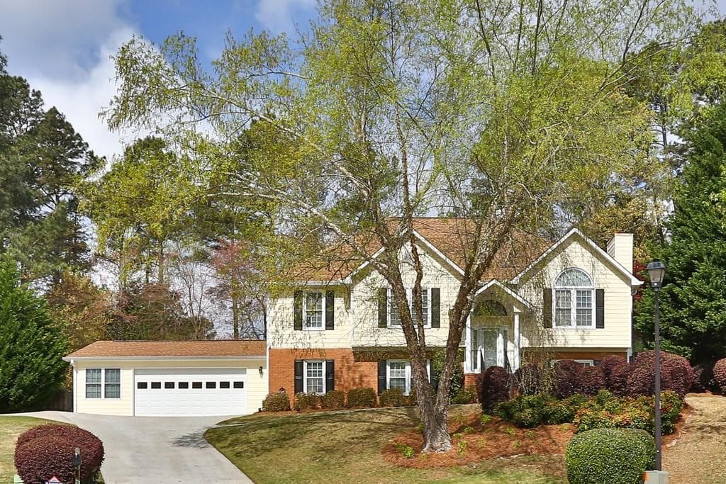 2064 Lakeland Drive, Dacula, GA 30019 — most recent listing photo