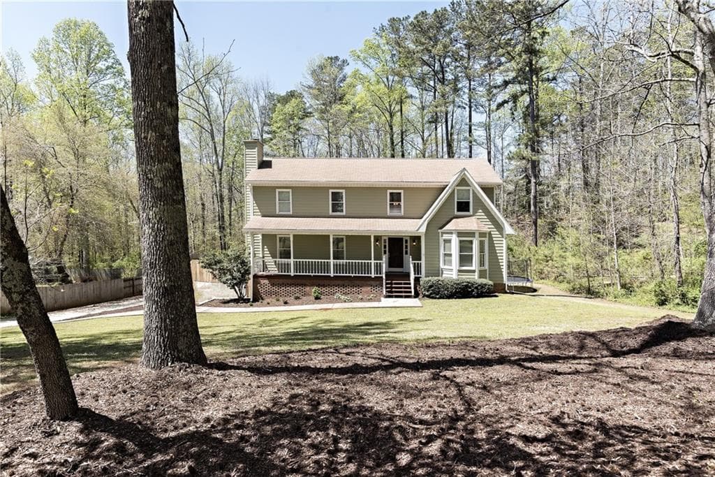 4 bedroom, 3,112 sq ft single family residence sold at 1708 Dudley Drive, Woodstock, GA 30188