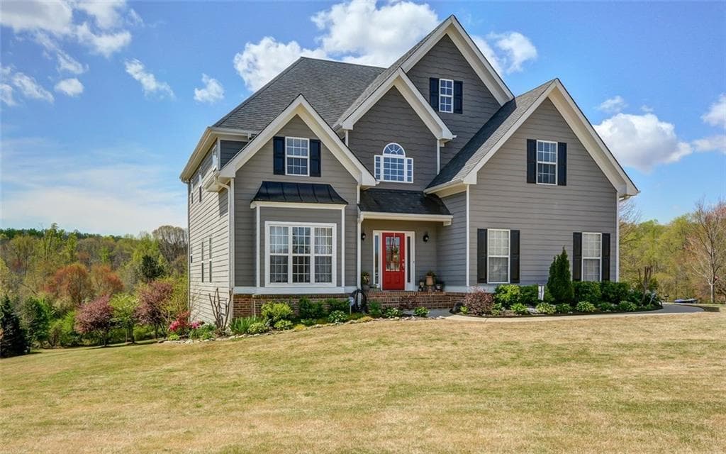 8905 Watersedge Court, Gainesville, GA 30506 — most recent listing photo