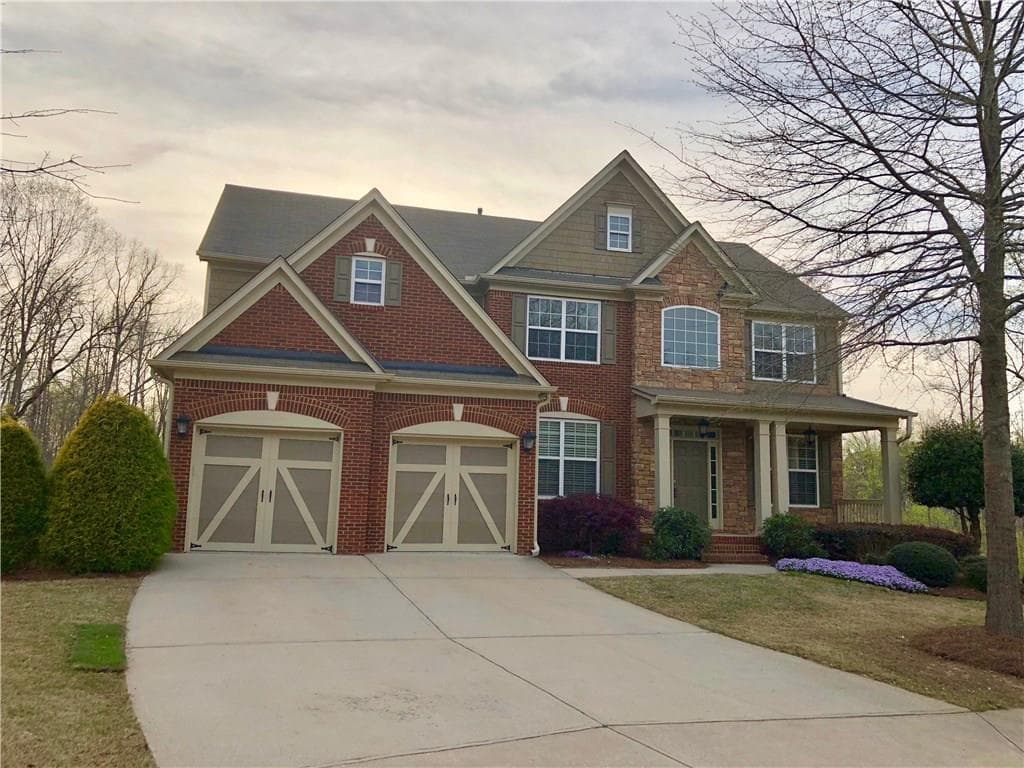 4 bedroom, 2,959 sq ft single family residence sold at 5950 Bridge Stone Court, Cumming, GA 30028