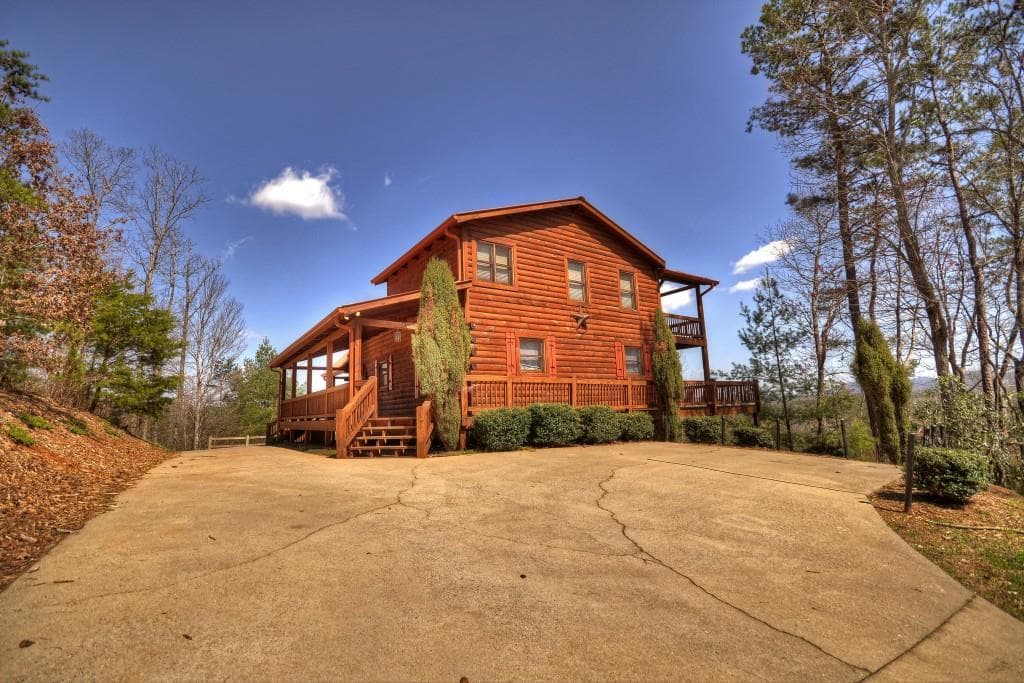 240 Necowa Cove Overlook, Blue Ridge, GA 30513 — most recent listing photo