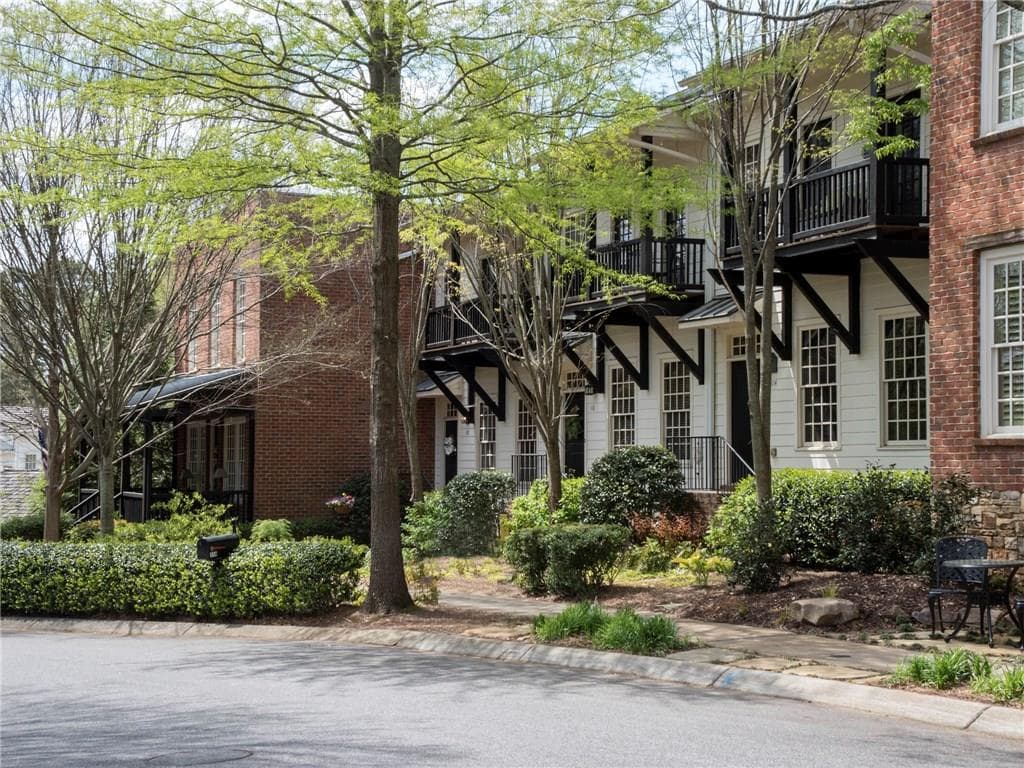 118 Hubbard Road, Woodstock, GA 30188 — most recent listing photo