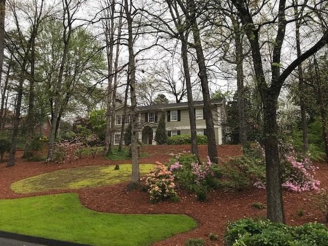 5 bedroom, 3,249 sq ft single family residence sold at 2895 Knob Hill Drive, Atlanta, GA 30339