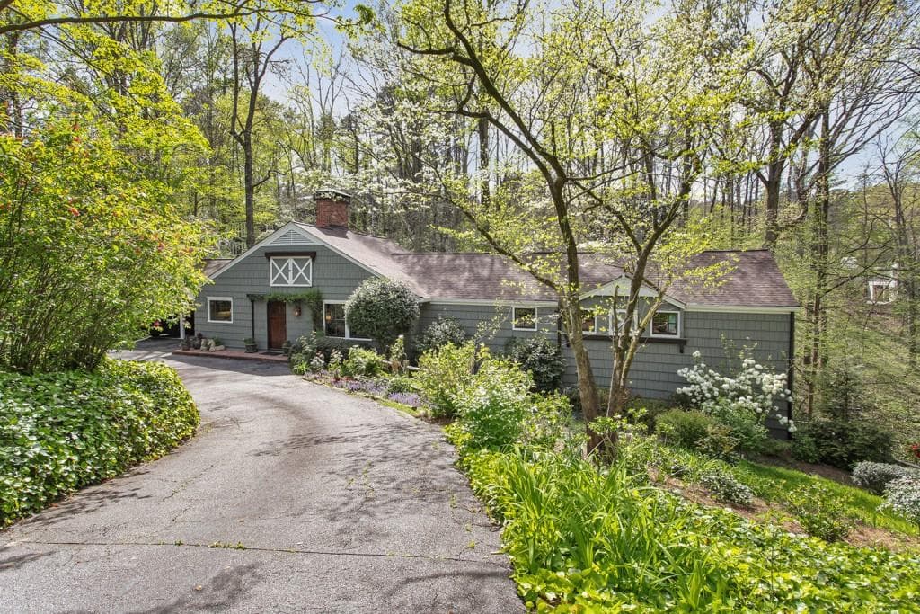 4840 Rebel Trail, Sandy Springs, GA 30327 — most recent listing photo
