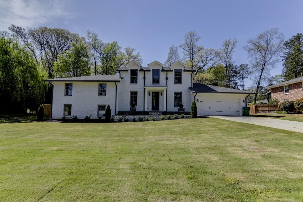 5 bedroom, 3,935 sq ft single family residence sold at 2333 Academy Court, Atlanta, GA 30345