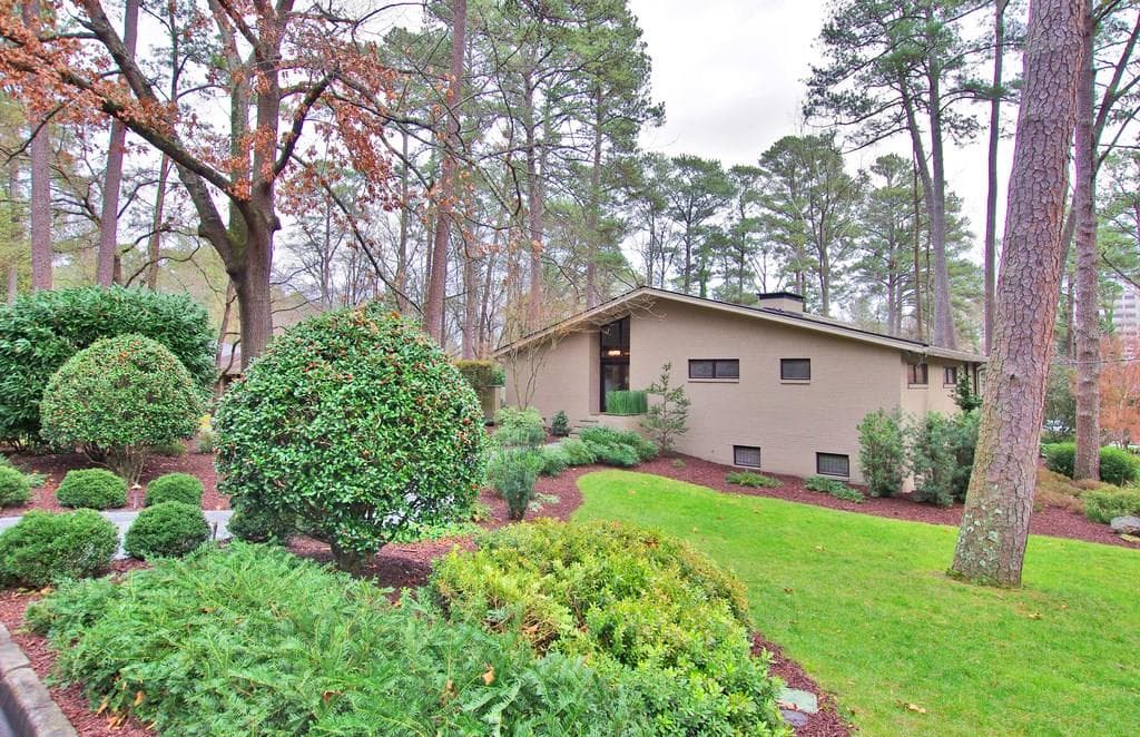 1316 Victor Road, Brookhaven, GA 30324 — most recent listing photo