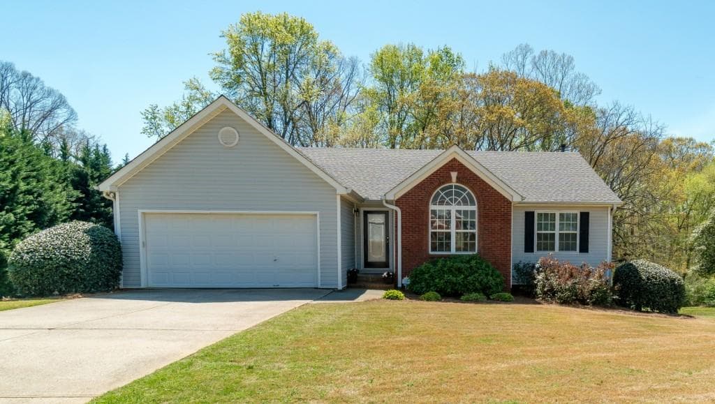 5707 Spring Meadow Court, Flowery Branch, GA 30542 — most recent listing photo