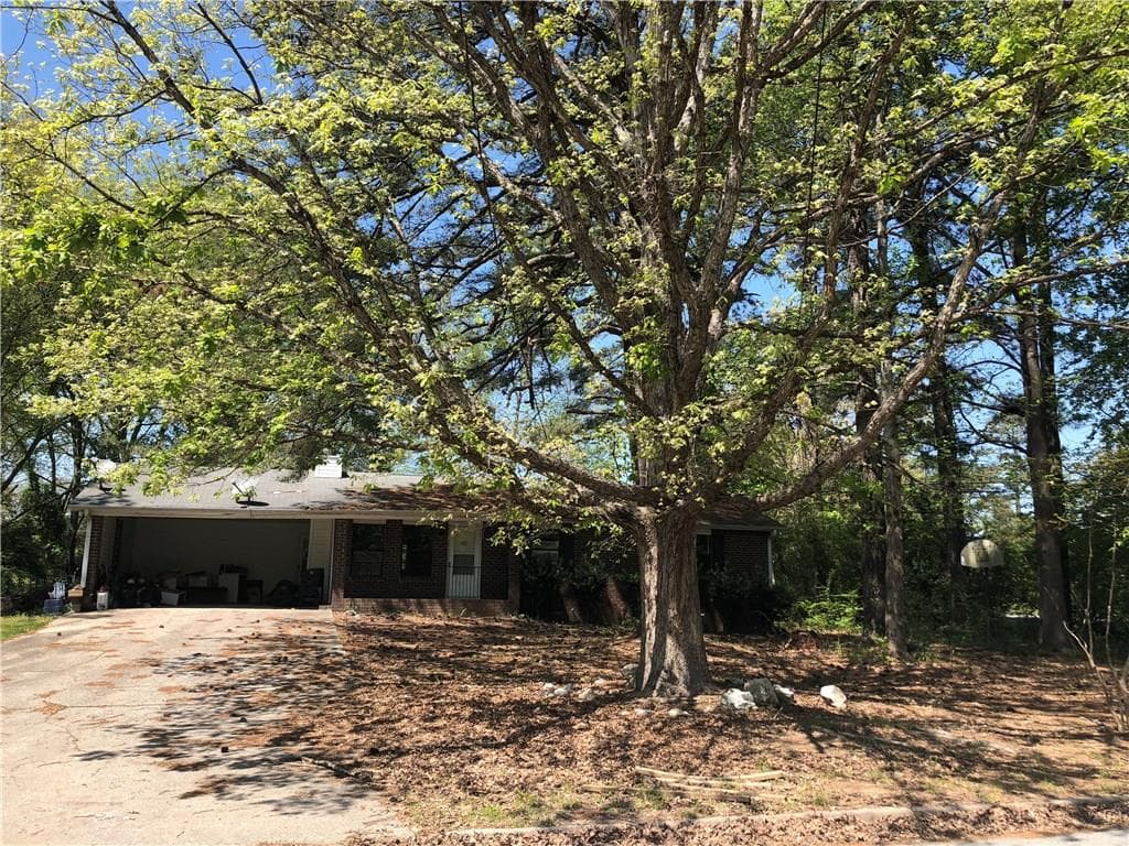3 bedroom, 1,266 sq ft single family residence sold at 4150 Midway Drive, Douglasville, GA 30134
