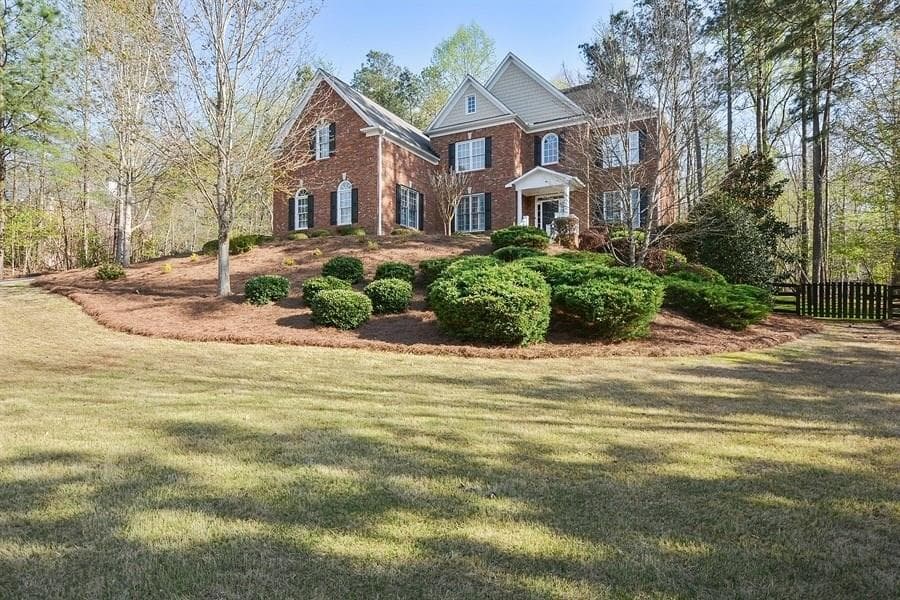 5 bedroom single family residence sold at 1645 REDDSTONE CLOSE, Alpharetta, GA 30004