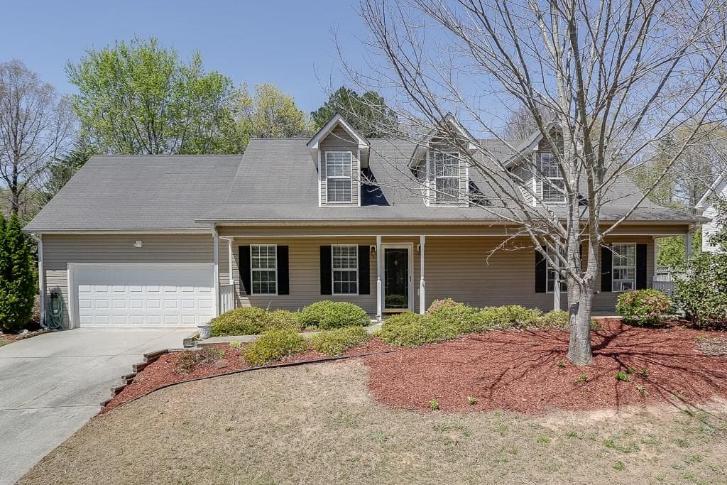 7512 Woody Springs Drive, Flowery Branch, GA 30542 — most recent listing photo