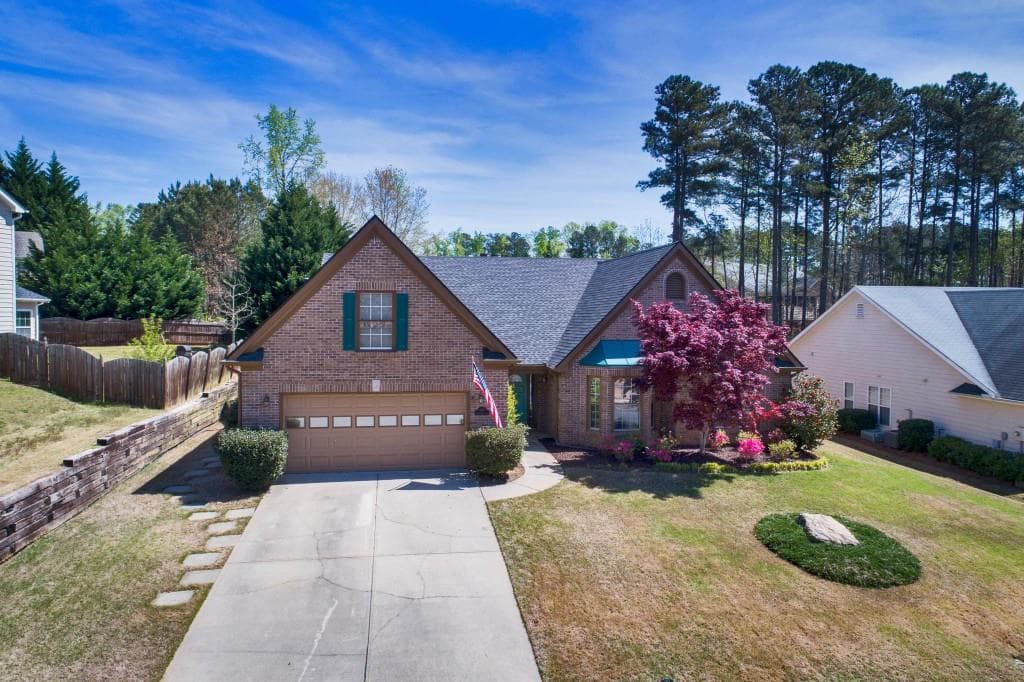 1345 Creek Pointe Circle, Lawrenceville, GA 30043 — most recent listing photo