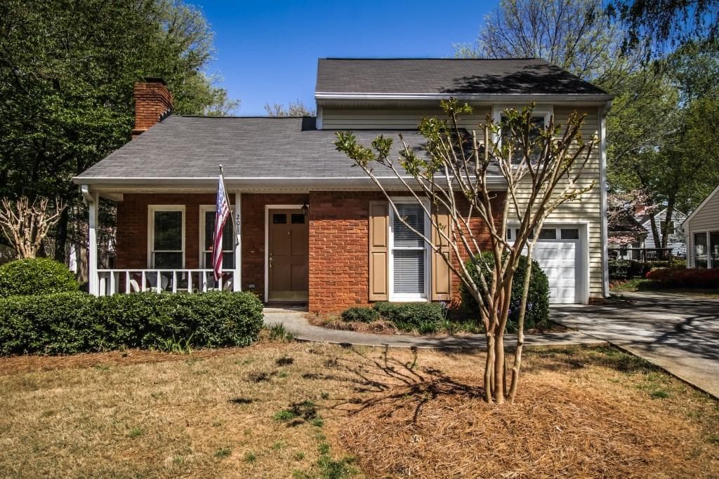 201 Roswell Green Lane, Roswell, GA 30075 — most recent listing photo