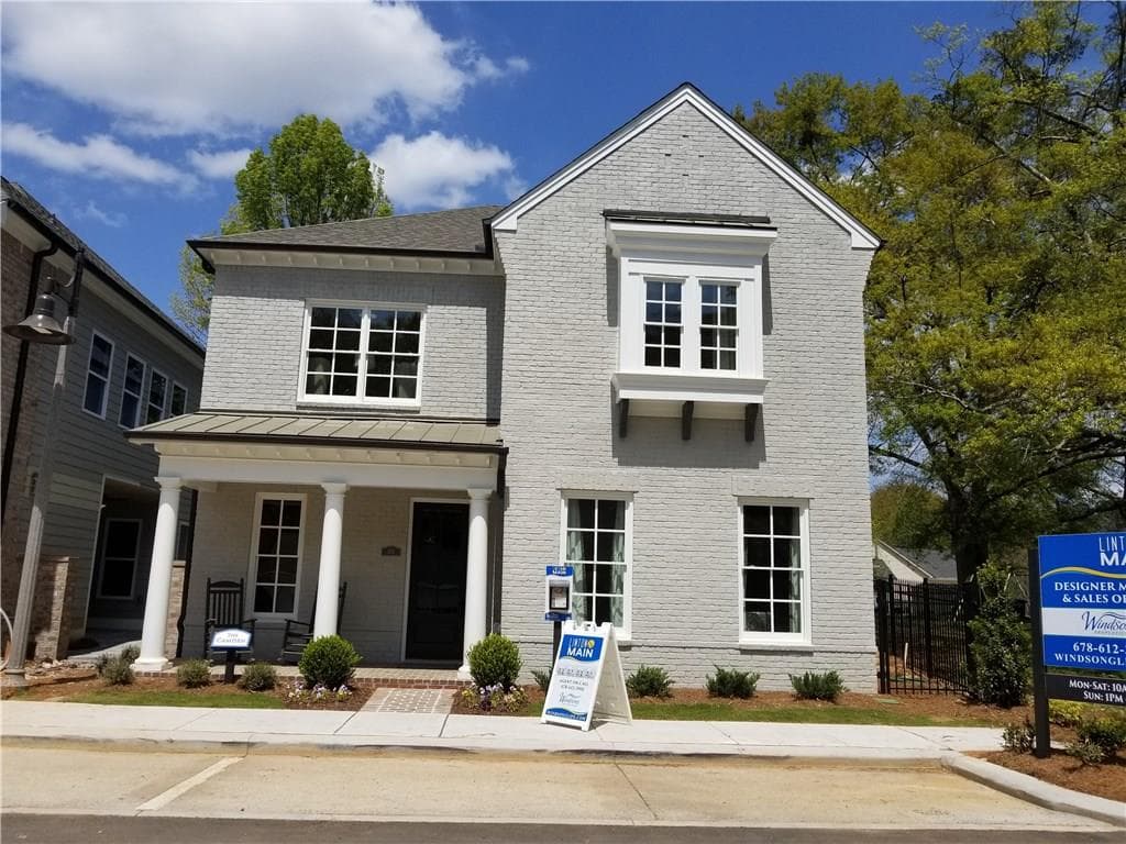 4 bedroom, 2,700 sq ft single family residence sold at 101 Linton Street, Woodstock, GA 30188