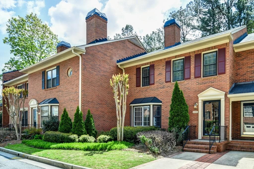 3064 Vinings Ridge Drive, Atlanta, GA 30339 — most recent listing photo