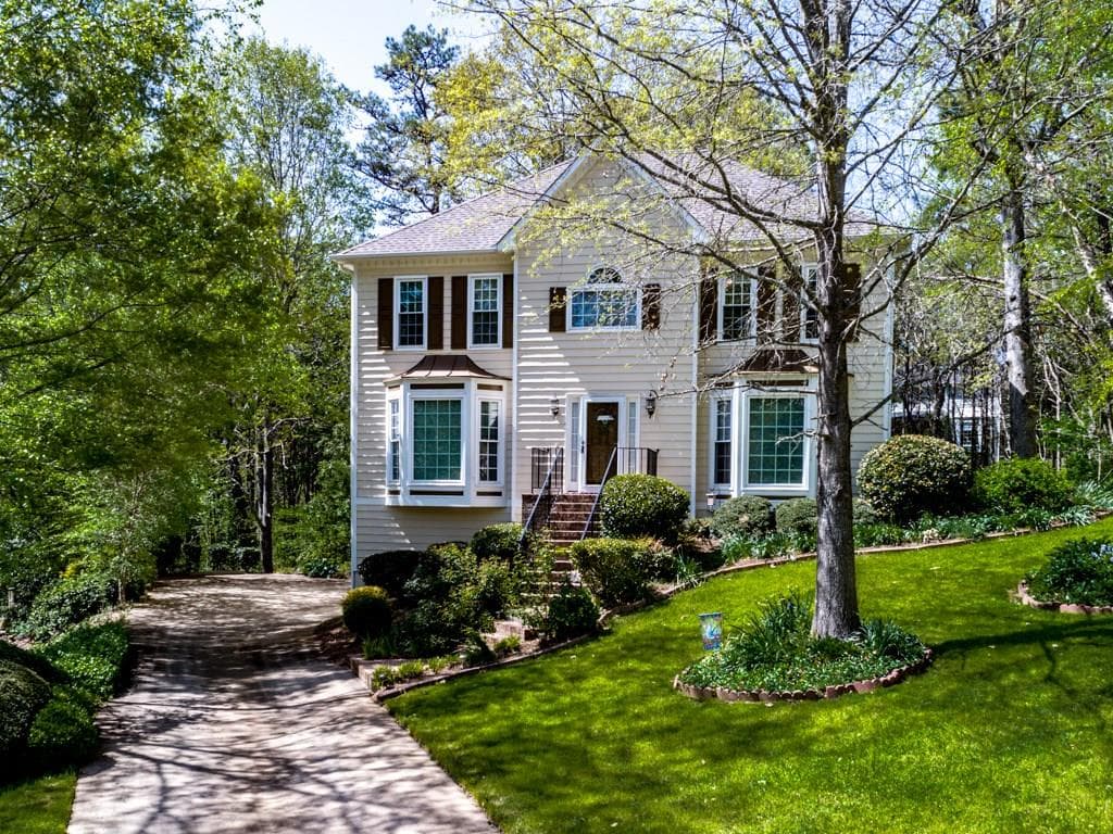 4 bedroom, 2,202 sq ft single family residence sold at 451 Coolsprings Cove, Woodstock, GA 30188