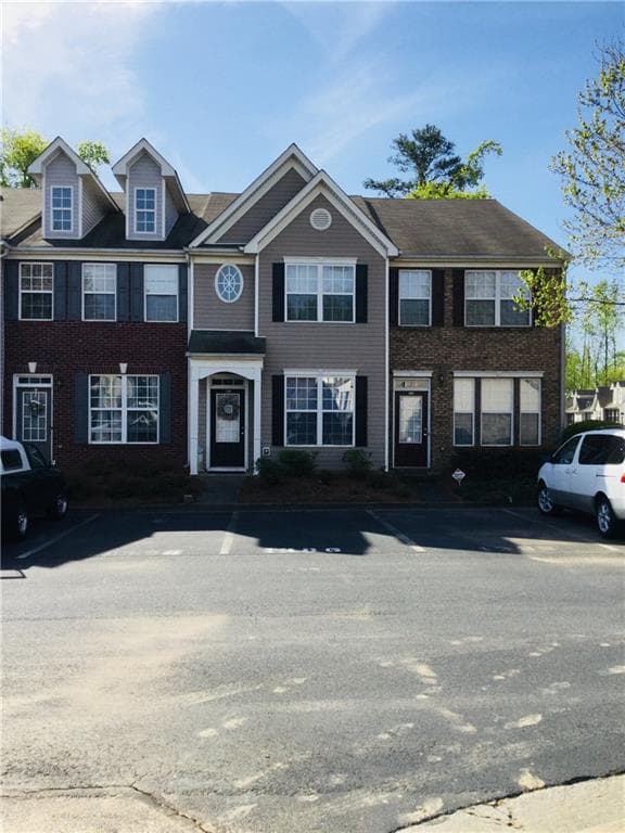 1386 Penhurst Drive, Lawrenceville, GA 30043 — most recent listing photo