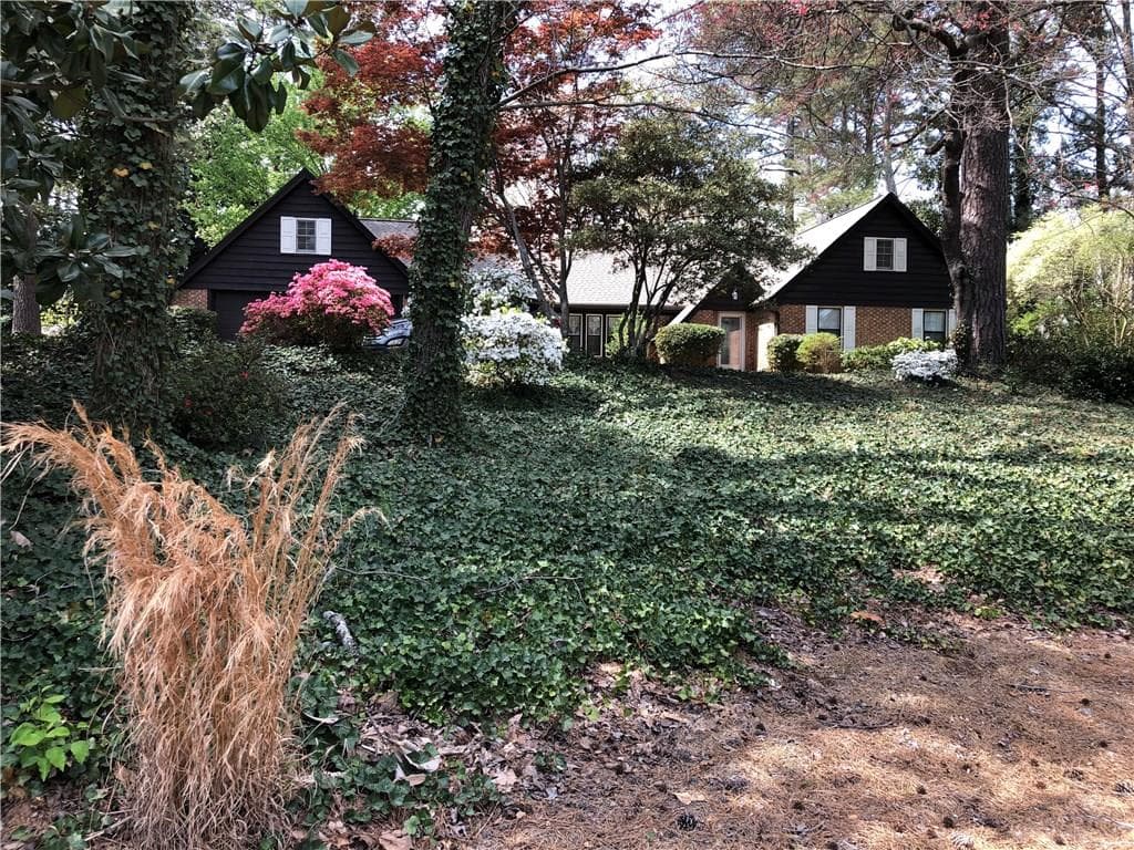 450 Shadowlawn Road, Marietta, GA 30067 — most recent listing photo