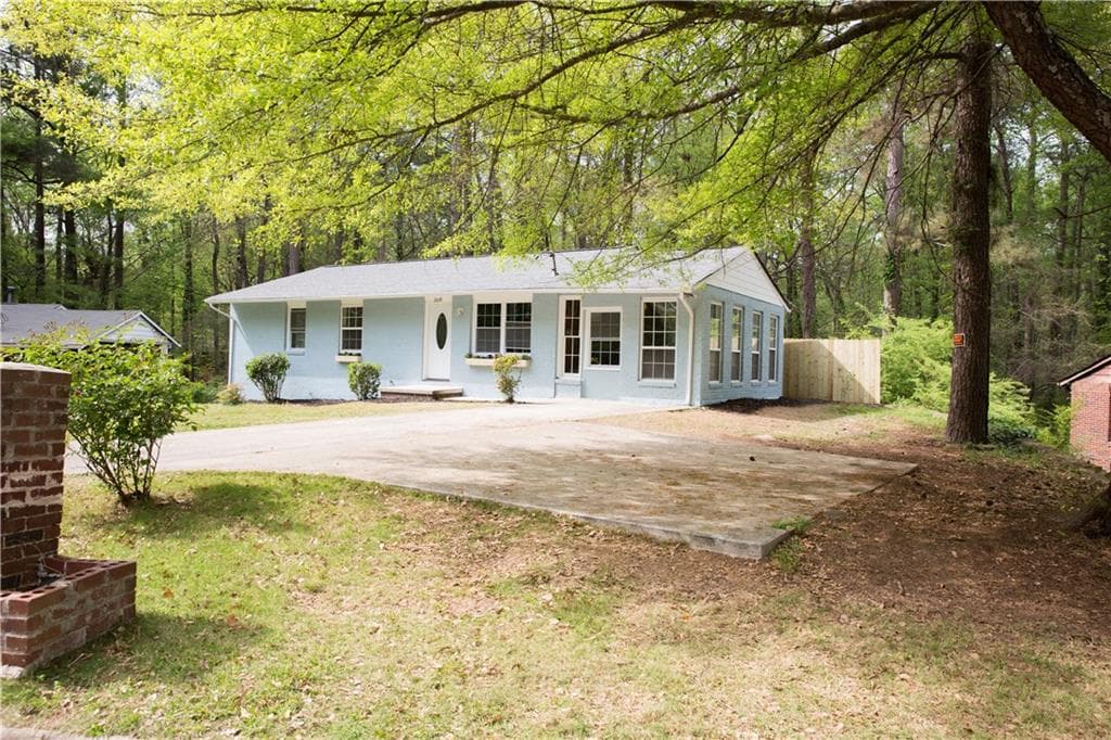 4 bedroom, 1,092 sq ft single family residence sold at 2849 CRESCENDO Drive, Atlanta, GA 30318