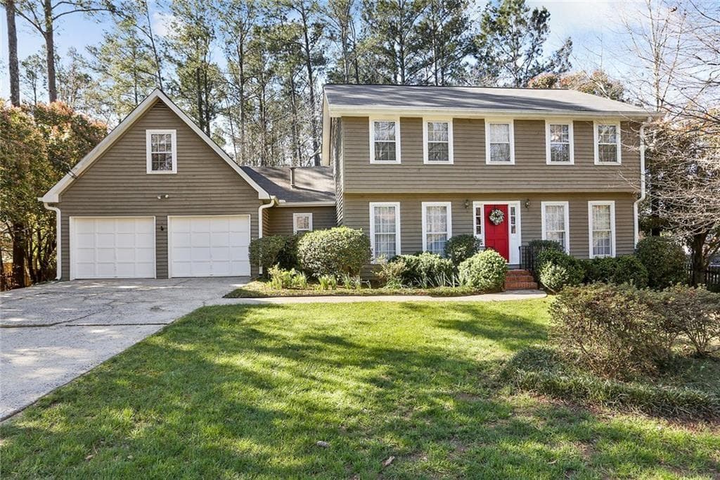 4870 Kings Wood Drive, Roswell, GA 30075 — most recent listing photo