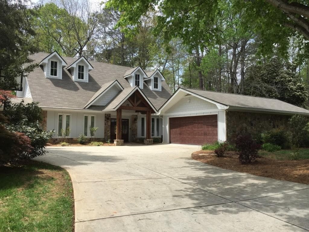 8560 Valemont Drive, Sandy Springs, GA 30350 — most recent listing photo