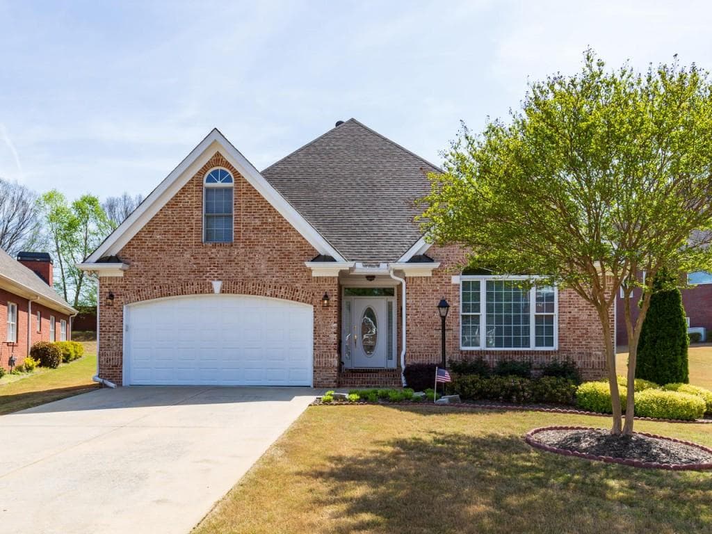1620 Glenhurst Drive, Snellville, GA 30078 — most recent listing photo