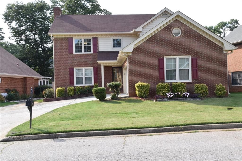 1237 Hunters Drive, Stone Mountain, GA 30083 — most recent listing photo