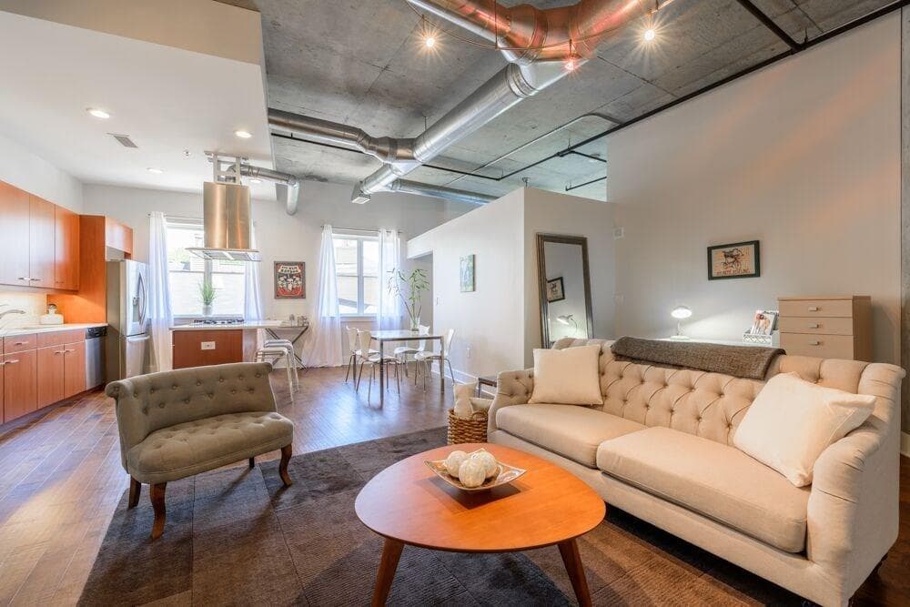 206 11th Street 304, Atlanta, GA 30309 — most recent listing photo