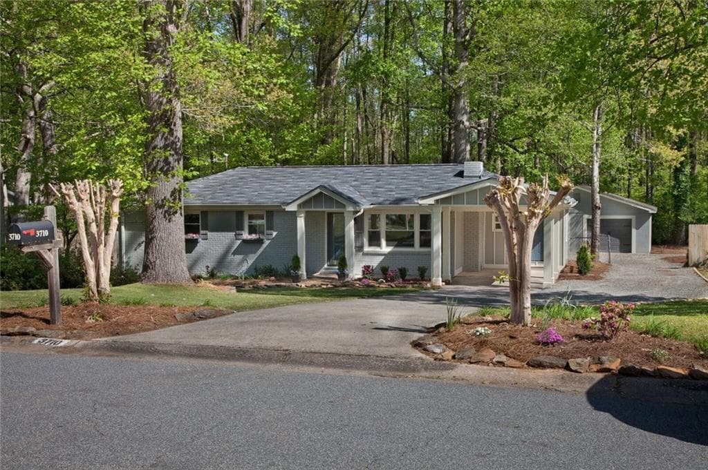 3 bedroom, 1,750 sq ft single family residence sold at 3710 Lavilla Drive, Powder Springs, GA 30127