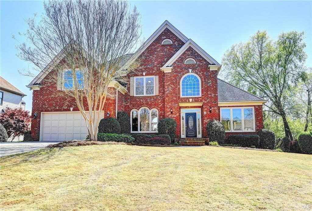 4 bedroom, 2,830 sq ft single family residence sold at 6690 Buckingham Circle, Cumming, GA 30040
