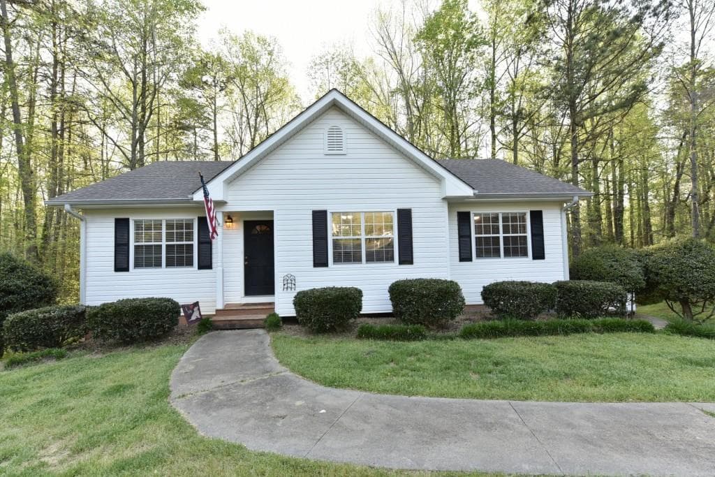 6475 Janton Way, Cumming, GA 30028 — most recent listing photo