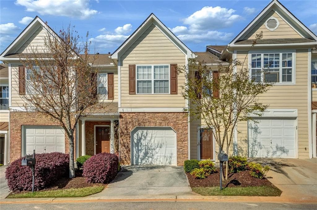 6307 Shoreview Circle, Flowery Branch, GA 30542 — most recent listing photo