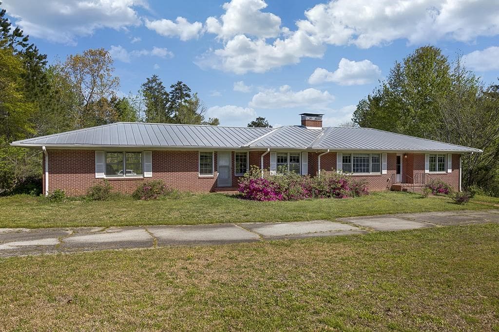 5820 Story Road, Powder Springs, GA 30127 — most recent listing photo