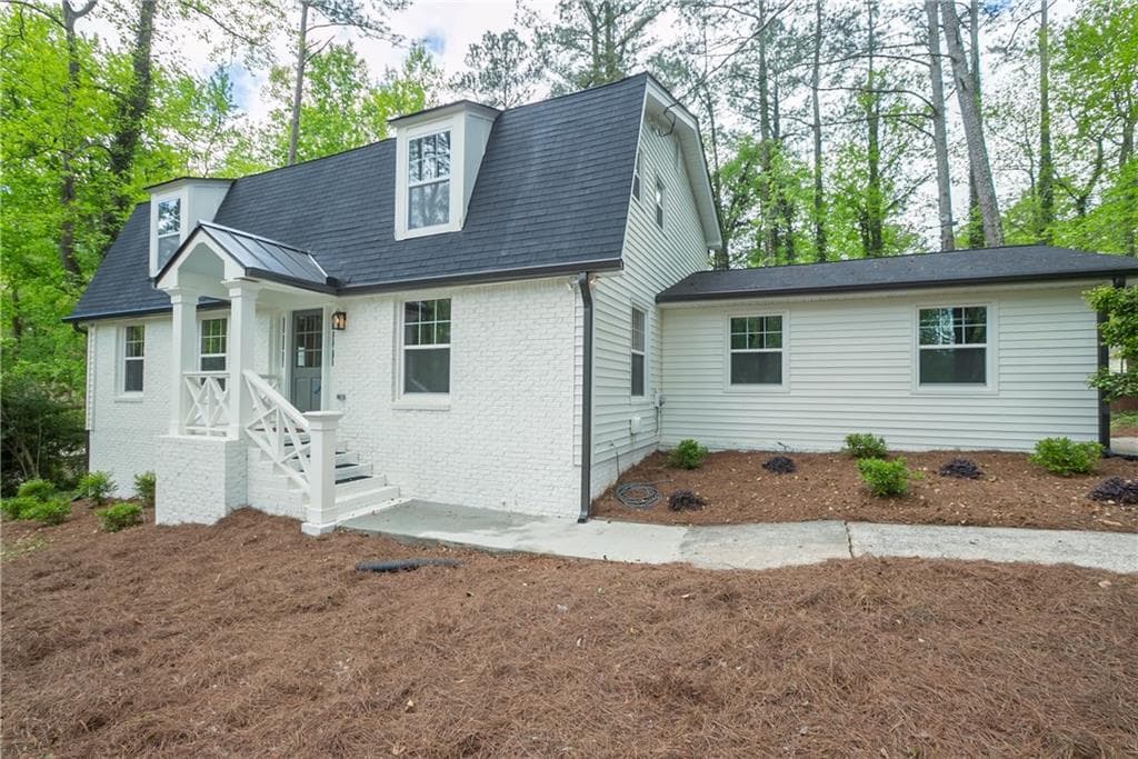2221 Fox Hound Parkway, Marietta, GA 30062 — most recent listing photo