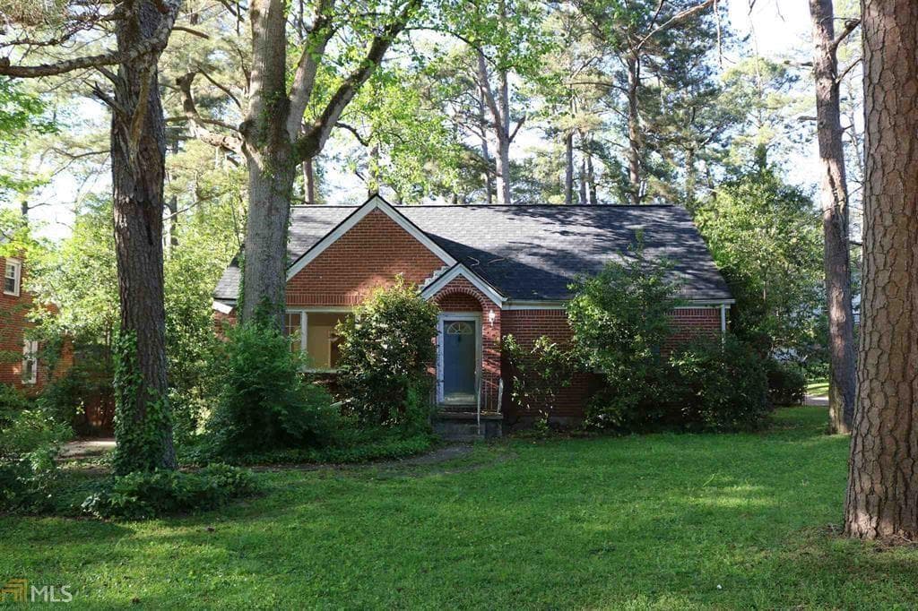 4 bedroom, 1,435 sq ft single family residence sold at 1906 Grandview Circle, Atlanta, GA 30316
