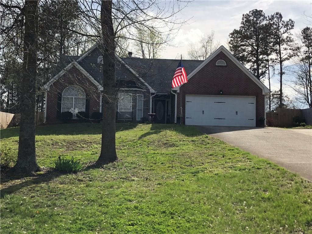 5807 Silverthorn Drive, Flowery Branch, GA 30542 — most recent listing photo