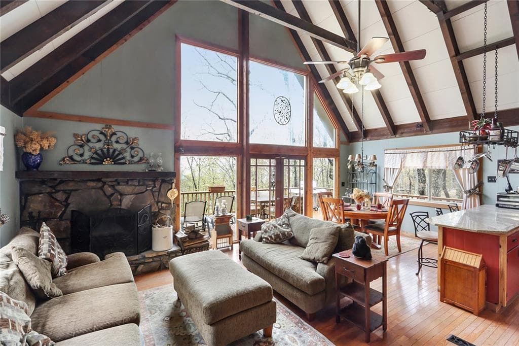 330 Little Hendricks Mountain Circle, Jasper, GA 30143 — most recent listing photo