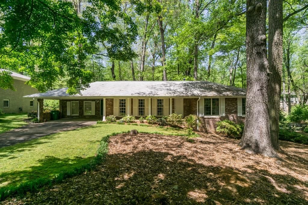 3 bedroom, 1,744 sq ft single family residence sold at 3014 SILVAPINE Trail, Atlanta, GA 30345