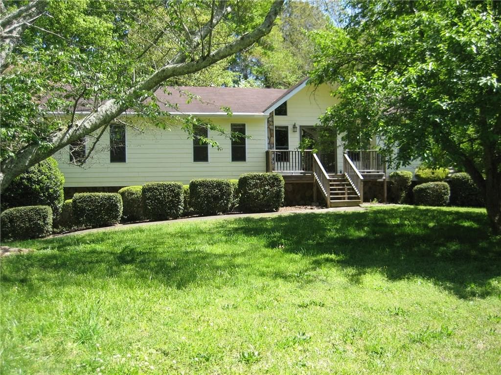 178 W Putnam Ferry Road, Woodstock, GA 30189 — most recent listing photo