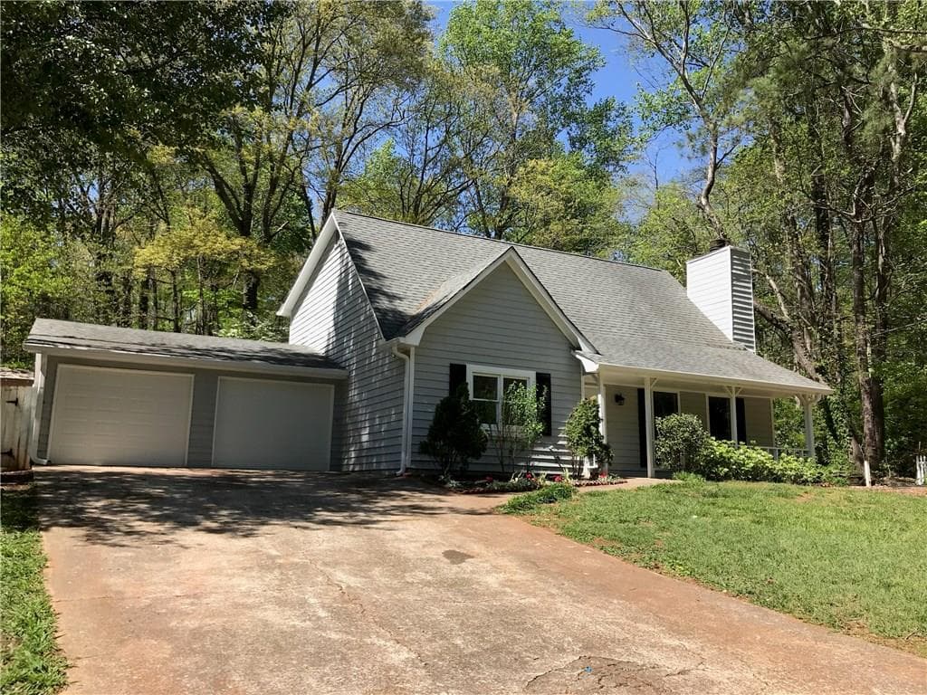 3 bedroom, 1,907 sq ft single family residence sold at 4861 NE Old Farm Court, Woodstock, GA 30188