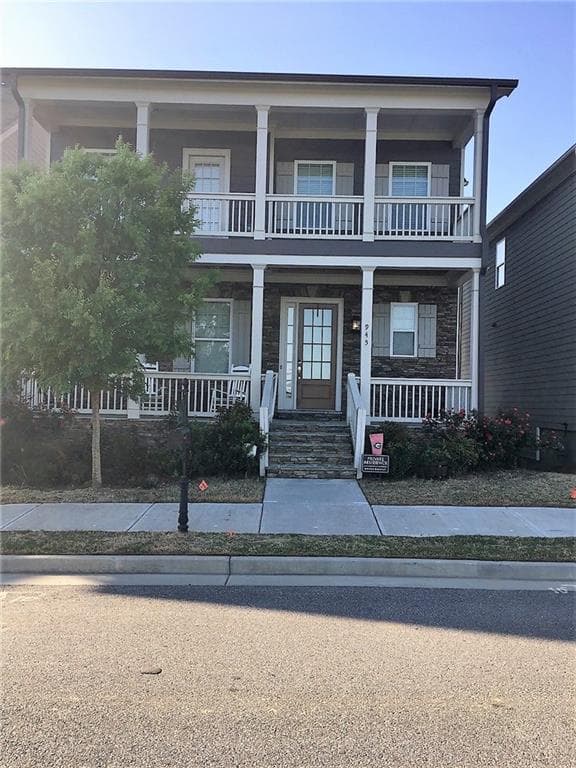 4 bedroom, 2,532 sq ft single family residence sold at 945 Samples Lane, Atlanta, GA 30318