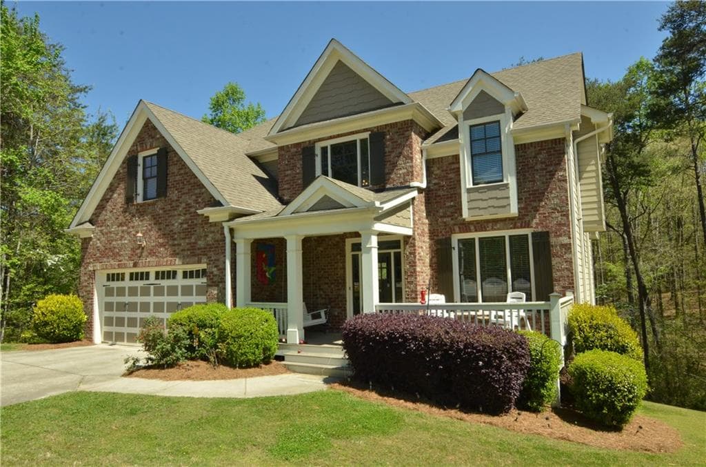 4 bedroom, 2,590 sq ft single family residence sold at 5746 Nix Bridge Road, Gainesville, GA 30506