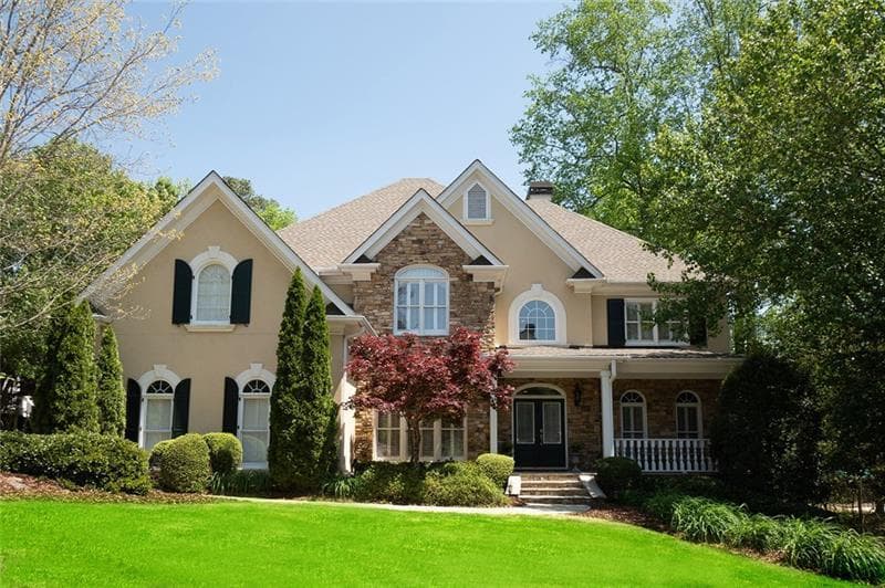 5 bedroom, 6,112 sq ft single family residence sold at 9835 Autry Falls Drive, Johns Creek, GA 30022
