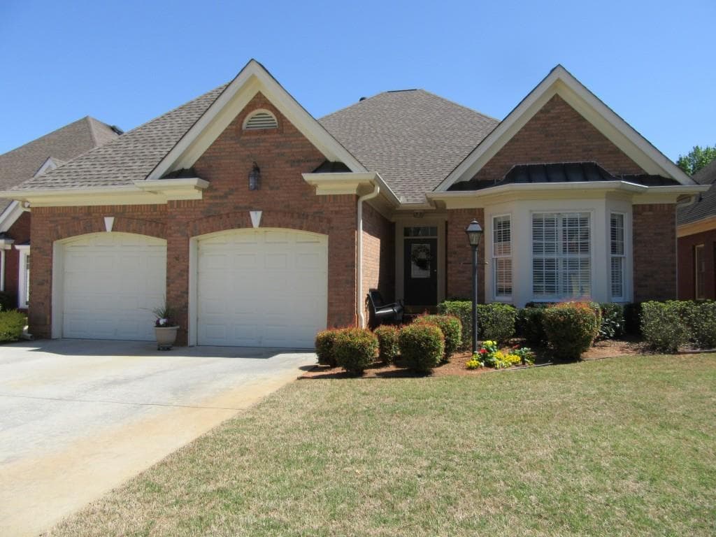 2025 Glenhurst Drive, Snellville, GA 30078 — most recent listing photo