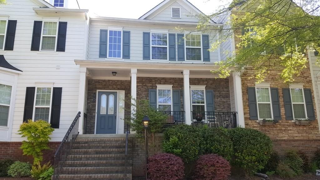 3765 LAKE POINT Boulevard, Suwanee, GA 30024 — most recent listing photo